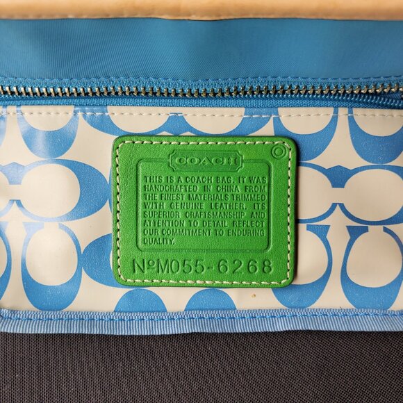 Coach Hamptons Tote Bag Purse - Picture 11 of 12